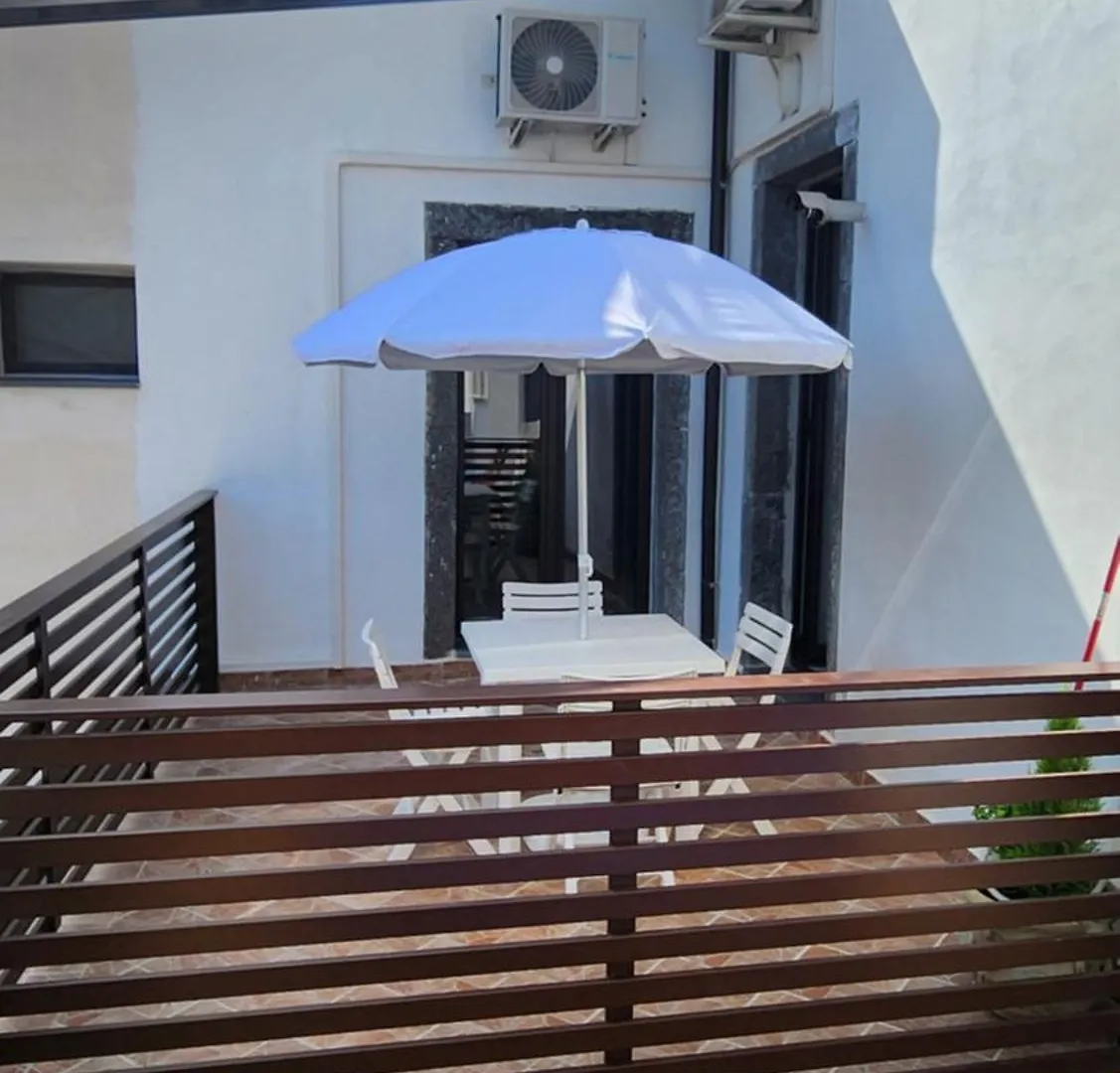 Home Di Giulietta Castiglione De Sicilia Daire